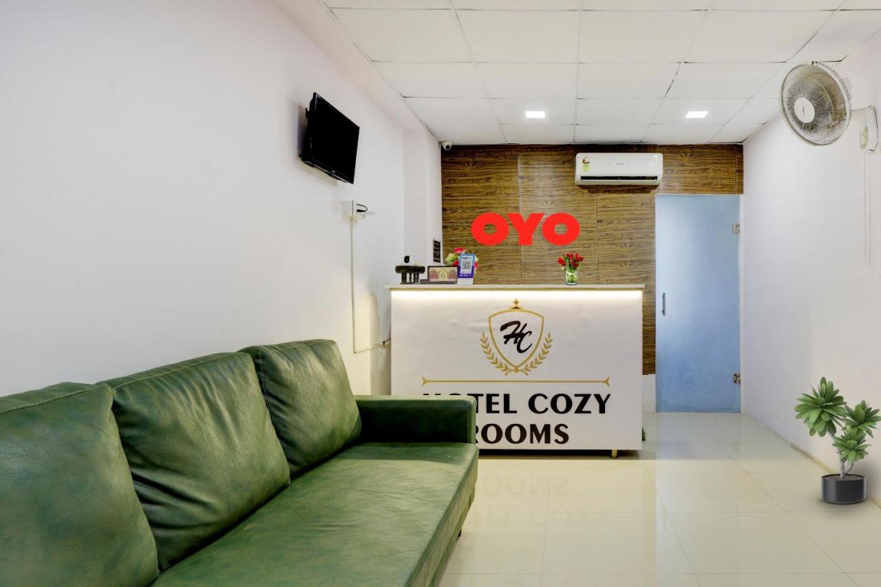 Hotel O Cozy Rooms Surat Eksteriør bilde